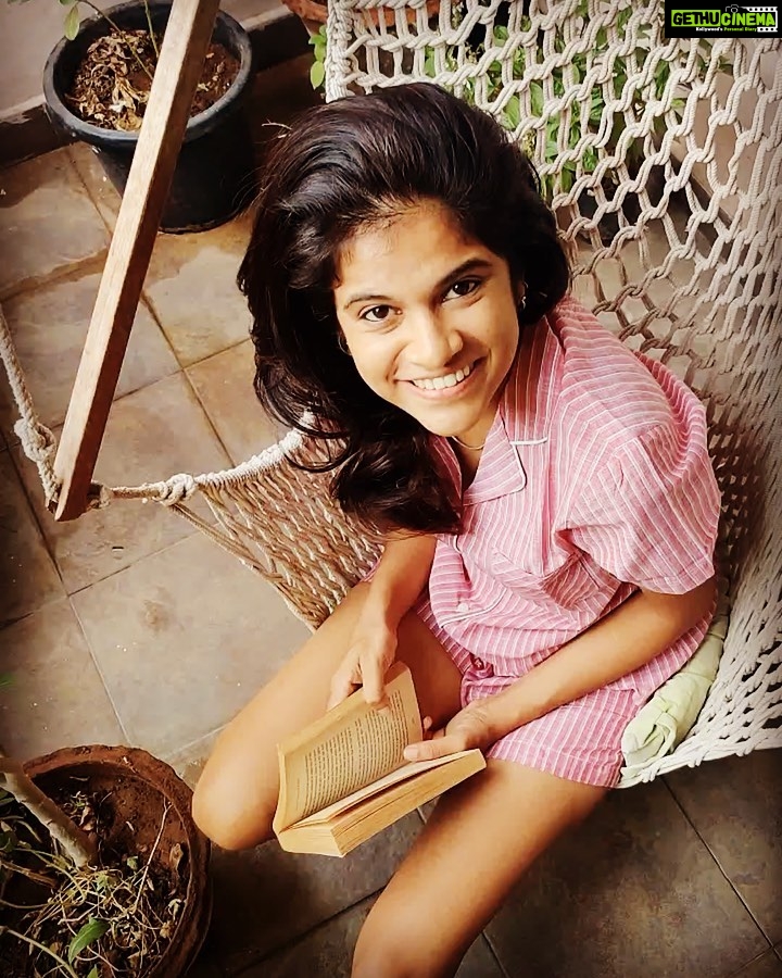 Maya Sundarakrishnan Instagram - On this National Give Something Away Day, I’m giving away an exciting hamper from @bstories_sleepwear to ONE lucky winner! Enter this contest now and follow these simple rules to win. - Follow @bstories_sleepwear - Like this post & tag 3 of your friends • Share it on your stories for extra brownie points •Giveaway valid only in India from 15th – 30th July 2021•