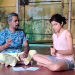 Maya Sundarakrishnan Instagram – Oppaari is a South Indian genre of weeping songs. It is the folk tradition that grieves the death through story and songs . It is a dying practise. 
This one is called ‘Vaagana aalamaram’. 
Practising with and Learnt from the very talented @ak_theatre_actor .