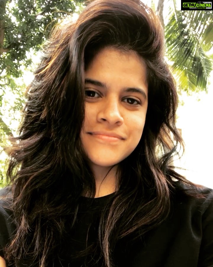 Maya Sundarakrishnan Instagram - 🤫😆