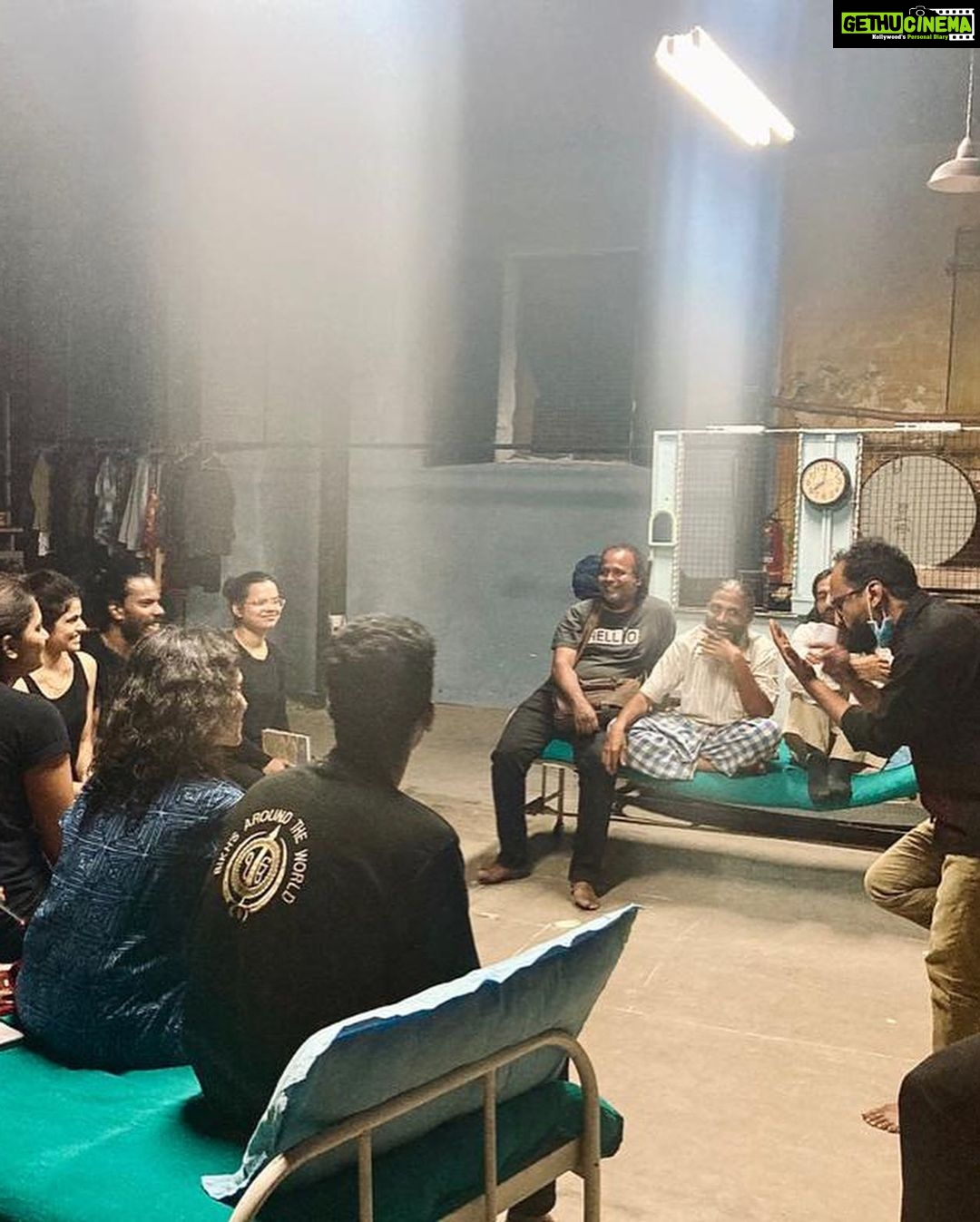 Maya Sundarakrishnan Instagram - What a beautiful life it is , to be a theatre artist . To be able to make people laugh and cry , to be able to touch and win their hearts. Theatre is the art form of the present ,it exists only in the present, and then it’s gone. Many weeks of intense work . 3 house full shows. Presenting to you SHANKAR and ARNAB from FLYING CHARIOT(s) by @indianostrum.theatre ❤️ Now touring !
