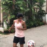 Maya Sundarakrishnan Instagram - Football after many years :) #bigileyyy