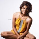 Maya Sundarakrishnan Instagram - Odu meen oda Urumeen varum varaiyil Kaathirukumaam kokku P.C. @thivakar.photo