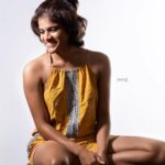 Maya Sundarakrishnan Instagram - Odu meen oda Urumeen varum varaiyil Kaathirukumaam kokku P.C. @thivakar.photo