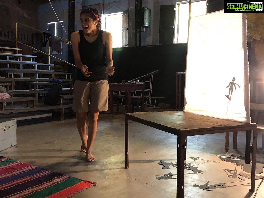 Maya Sundarakrishnan Instagram - THE LITTLE PRINCE by @indianostrum.theatre premiering soon . Work in progress . #theaterplay #thelittleprinceplay #newjourney Indianostrum Theatre