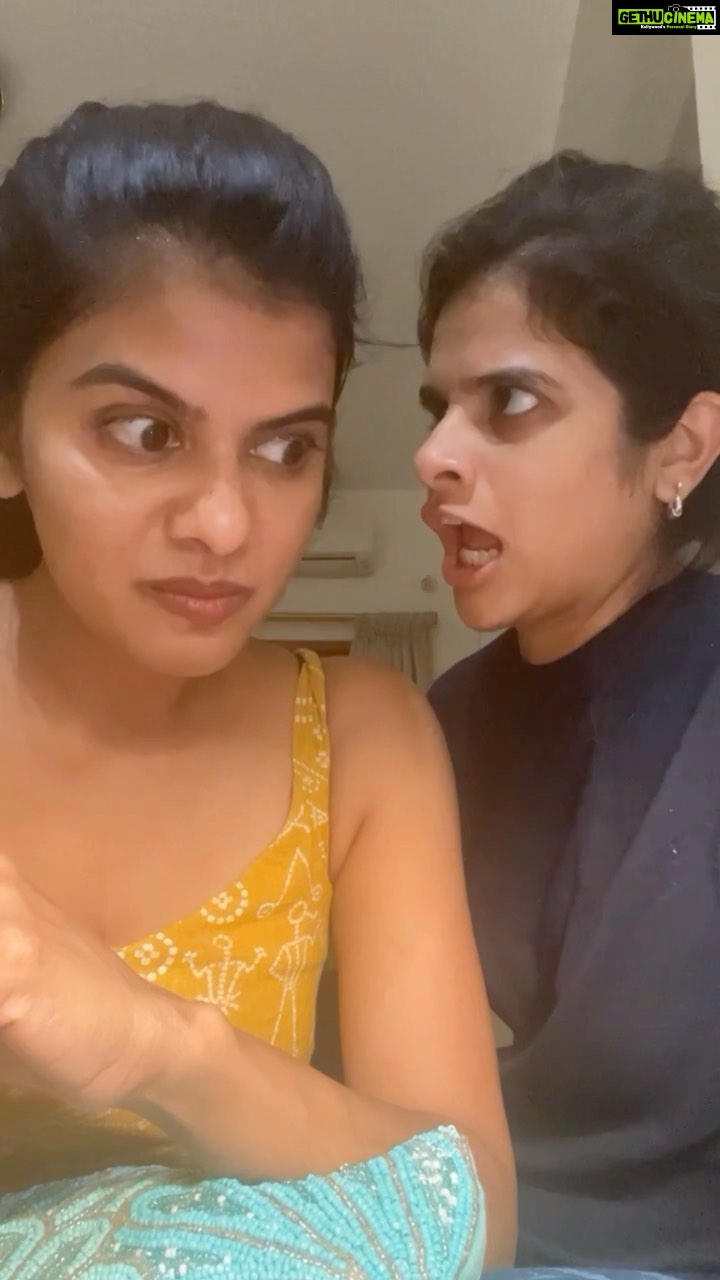 Maya Sundarakrishnan Instagram - Enna di voice idhu @mayaskrishnan 🥴 darling @vijaytvpugazh in Gaandha kural 🔥#pugazh #voice #comedy #tamil