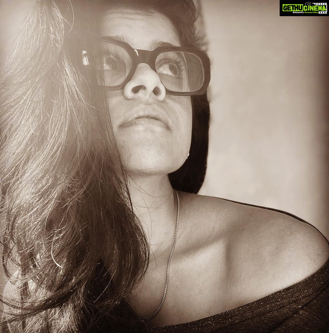 Maya Sundarakrishnan Instagram - 👓