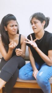 Maya Sundarakrishnan Instagram - Indha appavi ammayappar @mayaskrishnan torture thaanga mudila🤦🏻‍♀️ #trending #reels #tamil #comedy #tamilreels #igers #trend #trendingnow #cool #funny