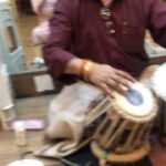 Meenakshi Dixit Instagram – Maestro Pandit Kali Nath Mishra ji @mishrakalinath 
Gurupurnima ke din aashirvaad mila apka…aabhar 🙏

Happy Gurupurnima 🙏

#gurupurnima #tablaplayer #instagood #respect