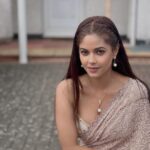 Meera Chopra Instagram - Just that look!! London, Unιted Kingdom