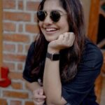 Meera Nandan Instagram - Monday and still smiling 😁 . 📸 @hazilmjalal @unnips @srindaa . #indiatrip2022 #happyme #fortkochi #love #naadu #positivevibes #instagood #picoftheday #instagram Fort Kochi