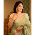Mirnalini Ravi Instagram - I like things that make me feel good and saree obviously does💗 PC @camerasenthil Wearing @tweety_threads Accessories @mspinkpantherjewel Mua @kaviyaartistry_off Organised by @rrajeshananda
