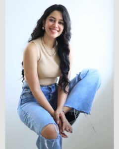 Mirnalini Ravi Instagram - A Friday PhotoDump ⚡️

Pc @varuun.jpg
@mk_retoucher