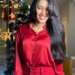 Mirnalini Ravi Instagram – Merry Christmas 🎄 Avartana