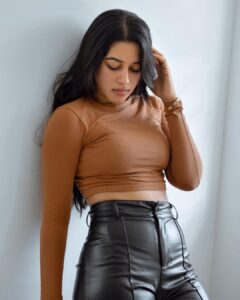 Mirnalini Ravi Instagram - Calm-First Zone🧣

@irst_photography