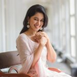 Mirnalini Ravi Instagram - 🌸 . . . . . Styled by @navadevi.rajkumar Wearing @studio_l_by_lini Mua @anushyaa_mua PC @pk_views