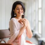 Mirnalini Ravi Instagram - 🌸 . . . . . Styled by @navadevi.rajkumar Wearing @studio_l_by_lini Mua @anushyaa_mua PC @pk_views