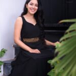Mirnalini Ravi Instagram - Me on my stairs to happiness 😂 Pc @vijayvendhan