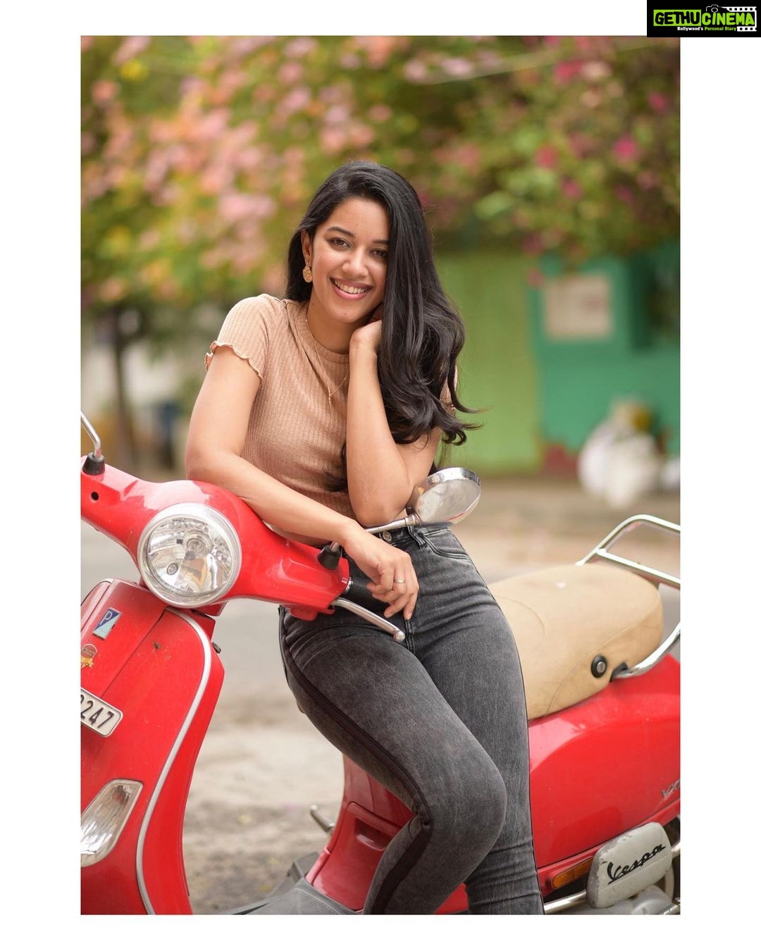 Mirnalini Ravi Instagram โ If only there was a ๐บride to corona-free ...