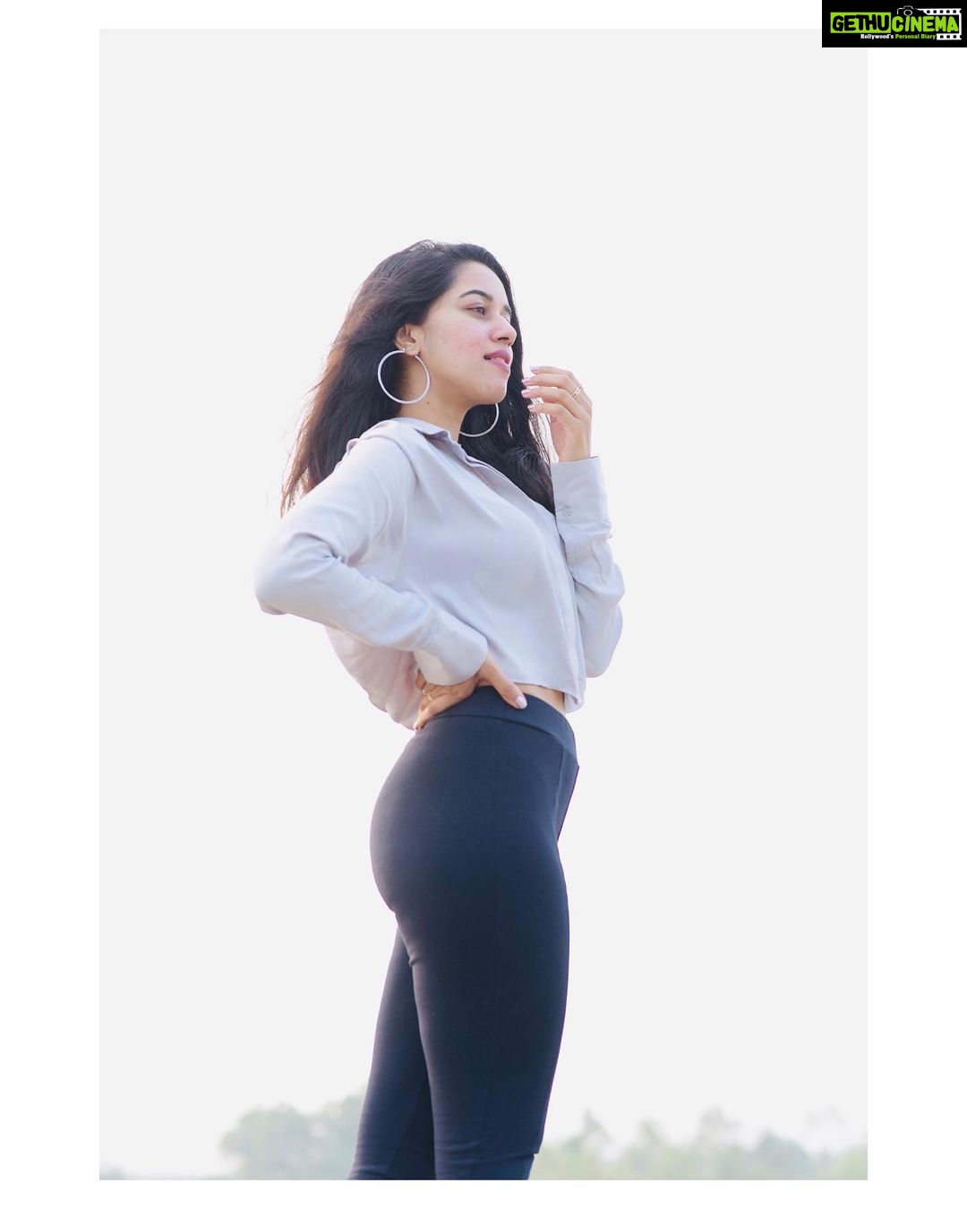 Mirnalini Ravi Instagram - Make your body the sexiest outfit you own 🔥 . . . . . PC @madhu_india_photography