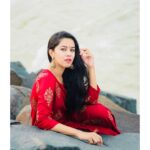 Mirnalini Ravi Instagram - Embrace the glorious mess you are ❤️
