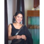Mirnalini Ravi Instagram - Last set from the series 🤭🖤