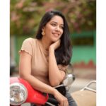 Mirnalini Ravi Instagram - Corona is contagious,So is Smile ! Spread the latter🤪