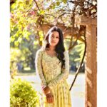 Mirnalini Ravi Instagram - Flower child 🌼 you are about to Bloom ✨ Wearing @athiradesigns Styled by @ashez_0112 Mua @lakshhairandmakeup Pc @durga_ilav