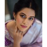 Mirnalini Ravi Instagram - The best and most beautiful things in the world cannot be seen or even touched. They must be felt with the heart. Happy Valentines day 💜