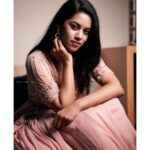 Mirnalini Ravi Instagram - A rose in a desert can only survive on its strength, not its beauty.” 🥀 For #GGsuccessmeet Styled by @raji.raaga09 Wearing @issadesignerstudio Earrings from @thetrinkaholic Pc @snapdiaries_by_sashanksoorada Novotel Visakhapatnam Varun Beach