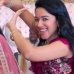 Mirnalini Ravi Instagram - It's time for your turn 💃 Create reels for my dance steps with the rocking dancing number of the season #TumTum from #Enemy & tag @divomusicindia to get featured. #EnemyInCinemas #tumtum #mirnaliniravi #tumtumsong #mirnalini #enemy #divomusicindia