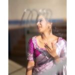 Mirnalini Ravi Instagram - The best and most beautiful things in the world cannot be seen or even touched. They must be felt with the heart. Happy Valentines day 💜