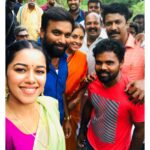 Mirnalini Ravi Instagram - 50 beautiful days with a big fat family 💚 #MGRMAGAN Super grateful to have worked with these talented bunch 💚🙏🏻 One such sets thats heartbreaking during #shootwraps #friendslikefamily Thanks to my director @ponramvvs for this opportunity 😍 @sasikumardir @thondankani @ashish_joseph_editor @ashez_0112 @thalapathyprabu @screensceneoffl Theni, India