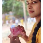 Mirnalini Ravi Instagram - Visited one of the most beautiful temples ever “Madurai Meenakshi Amman temple”😍Absolutely awestruck ❤️🌷 Madurai Meenakshi Amman Temple