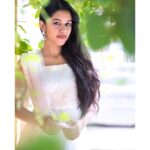 Mirnalini Ravi Instagram - Plain sailing 🛫 PC : @vijayvendhan Wearing: @designsbypriyadass Pondicherry
