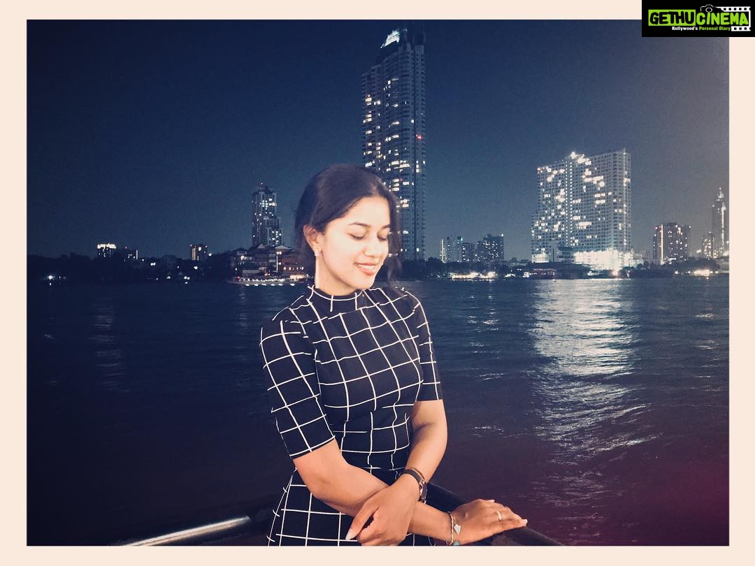 Mirnalini Ravi Instagram - 🖤 Asiatique The Riverfront (เอเชียทีค เดอะ ริเวอร์ฟร้อนท์)
