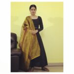 Mirnalini Ravi Instagram - Diwali Outfit from @staranndheart 👗 Thanks for this lovely outfit 😍 #diwalioutfit