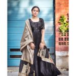 Mirnalini Ravi Instagram - That Picture Perfect Backgrounds of Pondicherry 🌸 Wearing : @mabia_mb Pc : @vijayvendhan