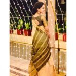 Mirnalini Ravi Instagram – Black & gold 🌗
Accessories : @mspinkpantherjewel Pondicherry