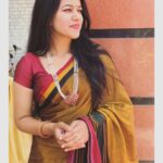 Mirnalini Ravi Instagram - #Saree ❤️