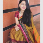 Mirnalini Ravi Instagram - #Saree ❤️
