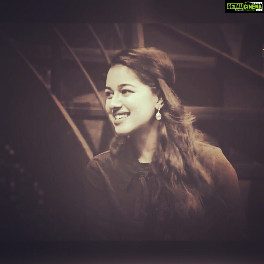 Mirnalini Ravi Instagram - 9k 😘😘😘😘😘😘😘😘😘