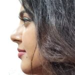 Monal Gajjar Instagram - પ્રેમ કરીએ છીએ આપણે પણ પૂરો વ્યક્ત નથી કરતા. મમ્મી પપ્પા સંતાનોને કજિયા બતાવે છે, કિસ નહિ ! ~ @monal_gajjar in Vadodara PremRang program. 💞