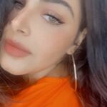 Monal Gajjar Instagram - Hello hello⏰⏰ playing with this filter trend 🤣 Styled by:- @idivyeshtalaviya Wearing:- @pistachiobysweta Belt:- @vajra.brooch Styling Assistant:- @vaidehi1312 @styledbydivyesh #styledbydivyesh💫 #reels #trending #monalgajjar #imqueen👸🏻👑