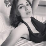 Mouni Roy Instagram - Scarlet Cardone once said, “Recently I painted my toes nails, one foot was white, the other was black. Black is kind of a gothic colour, so when I showed my friends they were like, omg are you goth, are you emo ? Oh my goodness, so it got me thinking how people tend to want to label people. Dumb or smart, funny or serious. Sometimes I feel like talking to people & sometimes I don’t. You gotta know it’s normal for people to wanna label you and u are gonna label others. I think people label others to make a sense of things but the reality is you can be anything you wanna be. You aren’t limited to one side or the other. You can be either or. Don’t let anyone label you or box you in coz you aren’t what others say you are. You can be an introvert and an extrovert. You can be creative & serious. You can be beautiful and intelligent.., like me. you aren’t the labels people try to impose on you, you are more than that. You are YOU!” 🖤