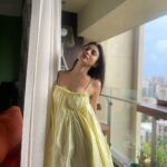 Mouni Roy Instagram - Bloom baby bloom 🌻 • • • @ekastories.store @nidhikurda @anusoru