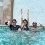 Mrunal Thakur Instagram – If packup had a face 👅🐳👯‍♀️