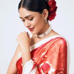 Mrunal Thakur Instagram - 🌹 Styled by: @archamehta Outfit: @kshitijjalori Jewellery: @krishna.jewellers.jubileehills Styling assisted by: @ruchi.munoth @niha__varma Photos: @eshaangirri Hair: @deepalid10 Make up: @missblender