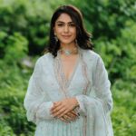 Mrunal Thakur Instagram - 💕💕💕 Itlu mee Sita🦋 Styled by: @archamehta Outfit: @taruntahiliani Jewellery: @sheetalzaveribyvithaldas Photos: @nandivardhanreddy_ Hair: @deepalid10 Make up: @missblenderr_ Styling assistant: @ruchi.munoth and @niha__varma