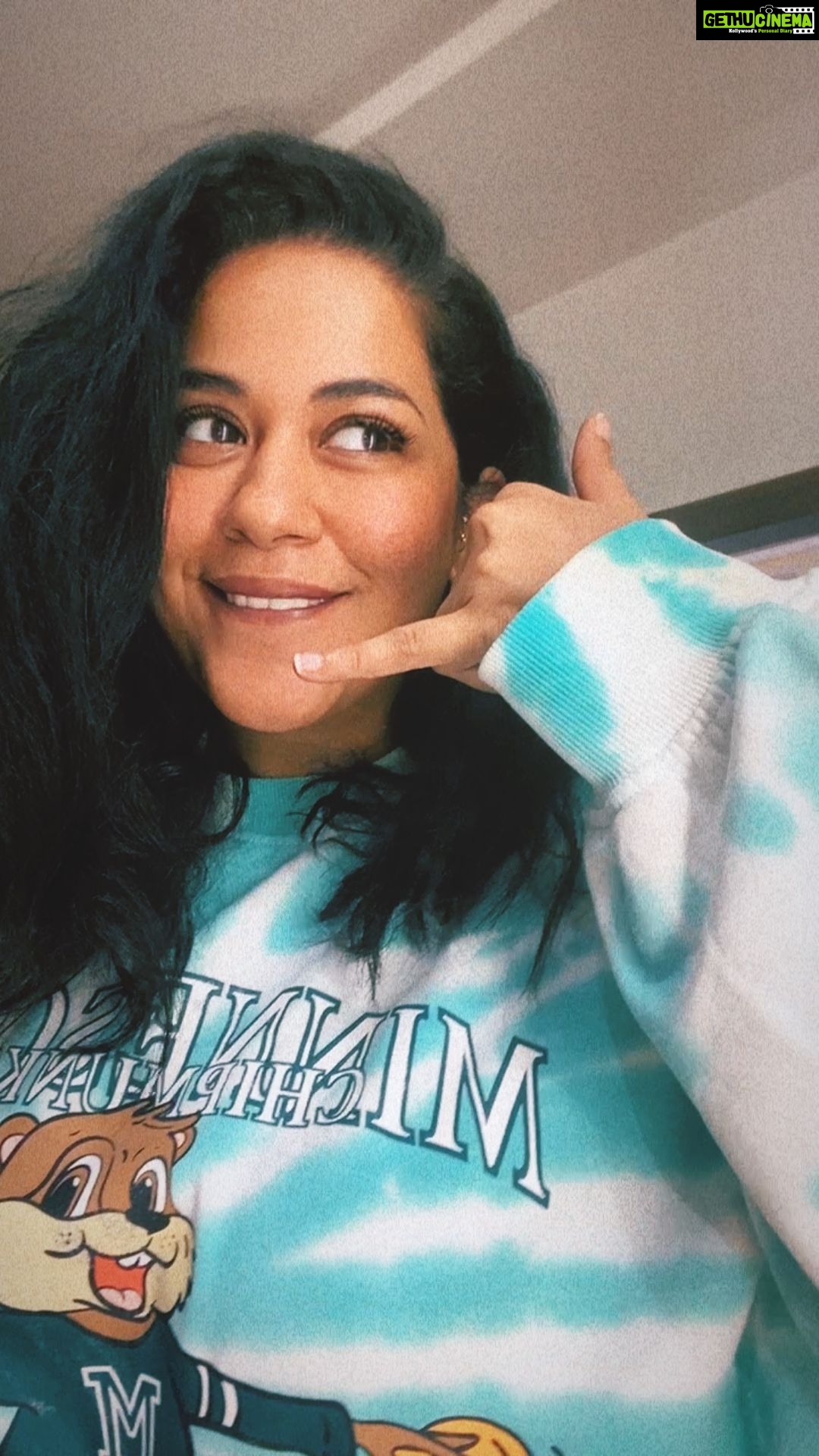 Mumaith Khan Instagram - Day by day elevate yourself to a breathtaking level by working on your passions.-Hiral Nagdaπ #acceptance #awesome #believeinyourself #respectyourself #care #dreams #encouragement #faith #grace #glitter #smile #stronger #peace #positivity #innerpeace #workhard #appreciation #selfesteem #selfrespect #motivation #wiser #wisdom #happiness #love #life ππΈπ