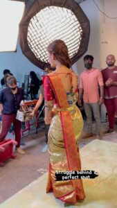 Nabha Natesh Instagram - Struggle behind a perfect shot @nabhanatesh @rsbrothersindia @karthiksrinivasan007 #happybirthday #rsbrothersindia #nabhanatesh #karthiksrinivasanphotography #advertisingphotography #advertisingphotographer #celebrityphotographer #saree #sareeshoot #hyderabad